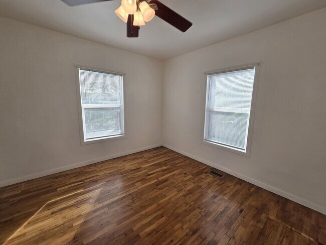 Foto del edificio - 1764 SE Douglas Ave