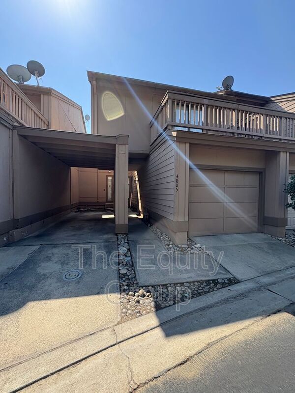 Foto principal - 4805 W Iris Ave