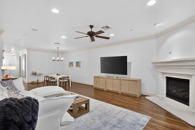 Foto del edificio - 5801 Hillcrest Ave