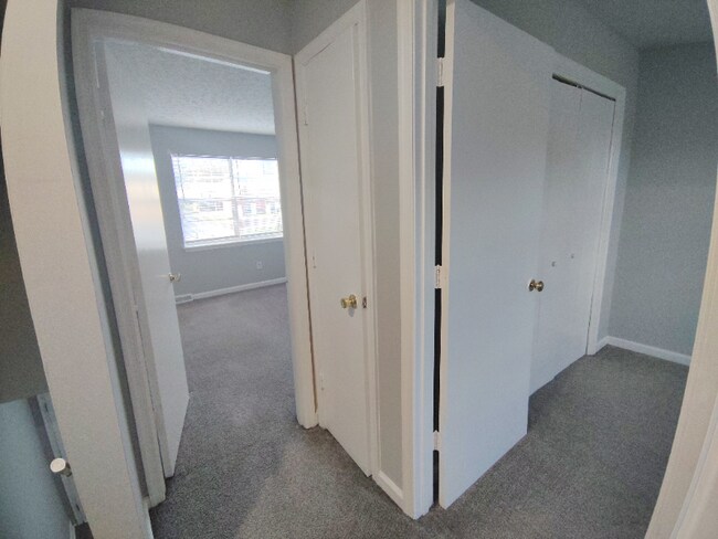 Building Photo - 7 Duiguid Dr