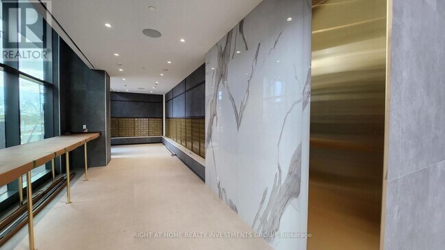Photo du bâtiment - 7890-7890 Jane St