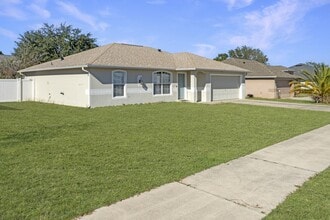 Building Photo - 1117 Peregrine St