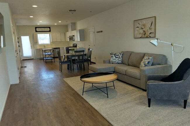 Foto del edificio - 5383 Beverly Lk Dr
