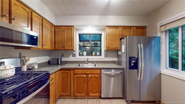 Building Photo - 3 Sterling Pl