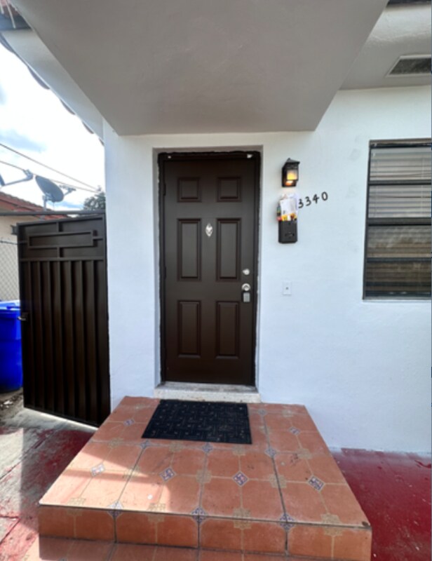 Foto del edificio - 3340 NW 17th St