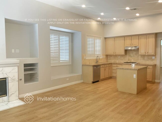 Building Photo - 4711 Blue Moon Ln