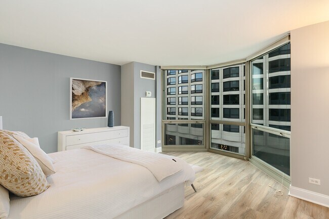 Foto del edificio - 195 N Harbor Dr