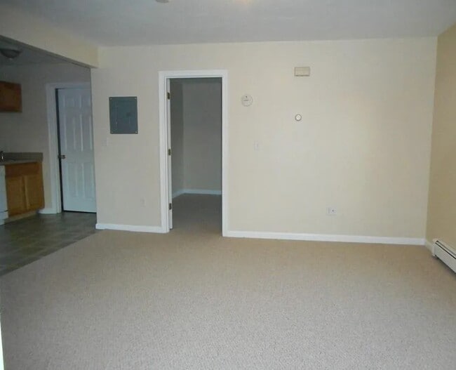 Living Room - 58 Kent St