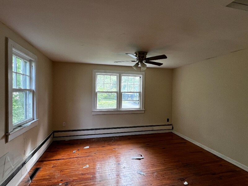 Primary Photo - 1151 Appenzeller Ave
