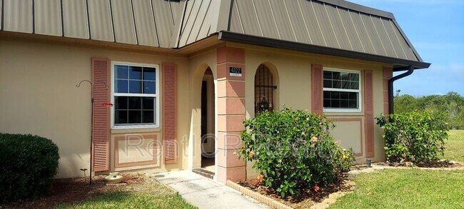 Foto del edificio - 4122 Hampton Dr