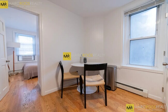 Foto del edificio - 12 Foster St