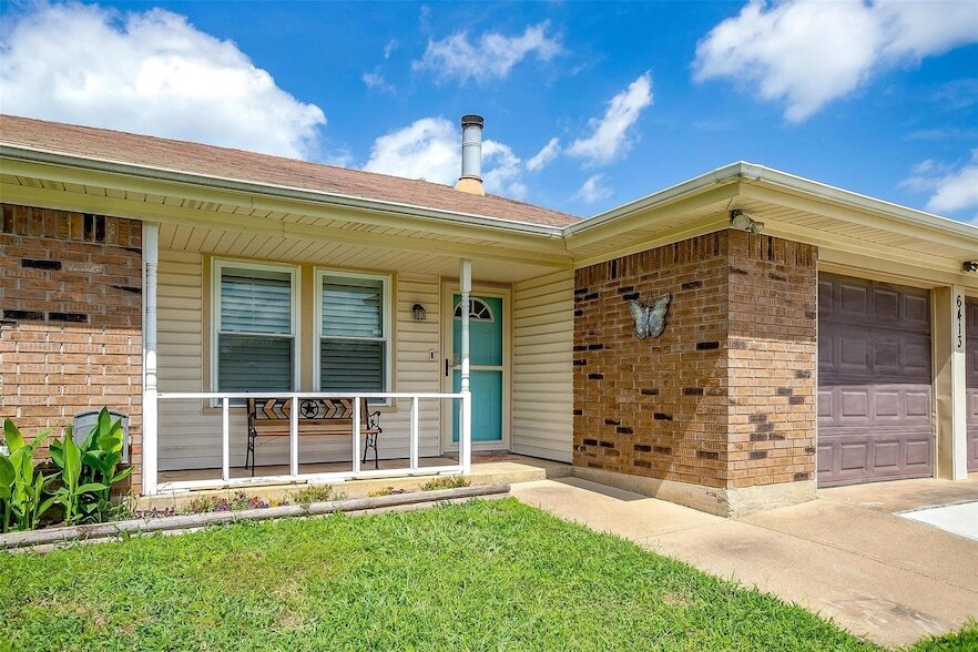 Foto principal - 6413 Whitley Rd