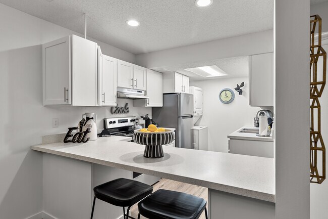 Foto del edificio - Saddlewood Park Townhomes