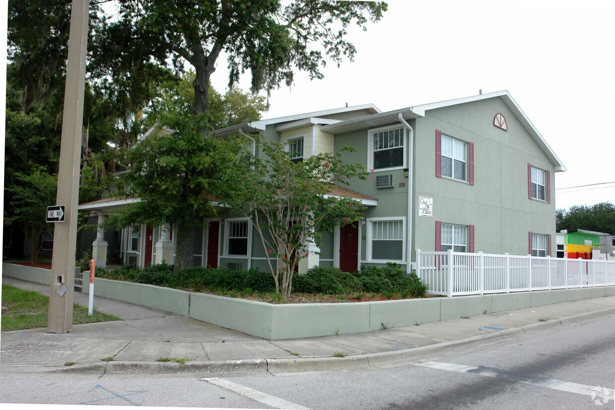 Foto principal - 2790 1st Ave N