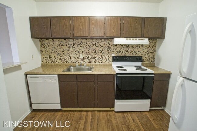 Building Photo - 1 br, 1 bath Apartment - 1901 Kingstown Drive