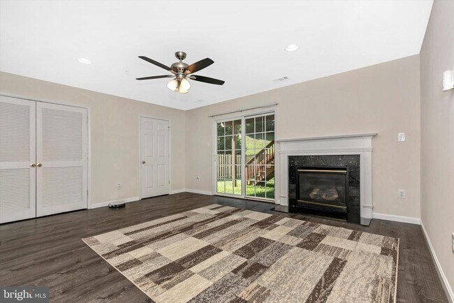 Foto del edificio - 1742 Trestle St