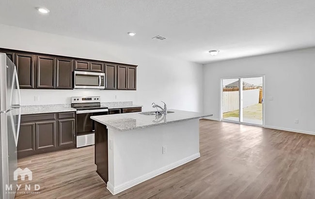 Building Photo - 12612 Henry Clay Dr