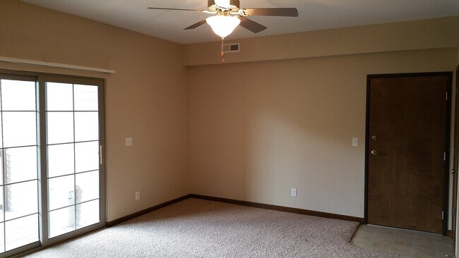 Foto del edificio - 2 bedroom, 2 bath condo in North Liberty