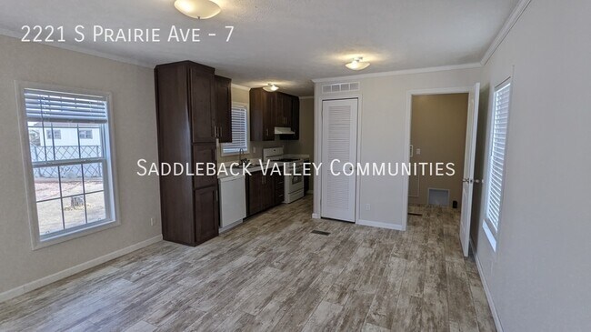 Foto del edificio - 2221 S Prairie Ave