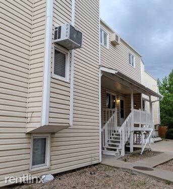 Primary Photo - 3 br, 2 bath Apartment - 9533 W Alameda Ave