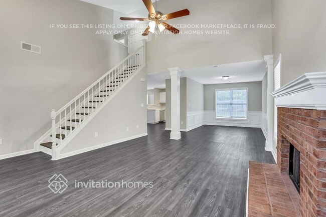 Foto del edificio - 2439 Miller Oaks Cir