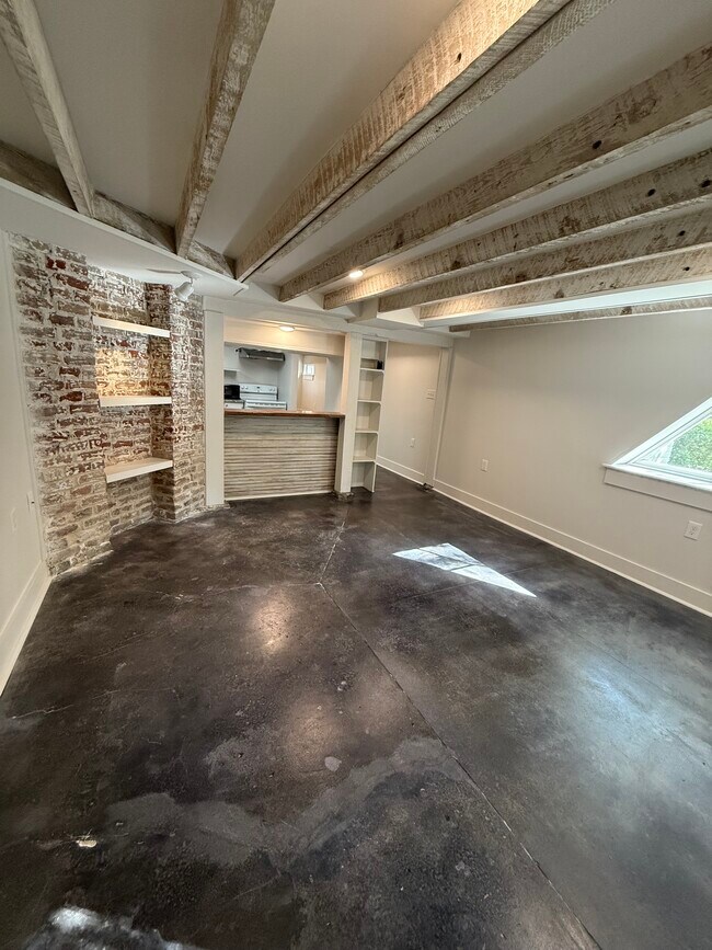 Foto del edificio - 7903 Plum St