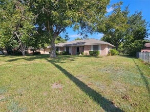 Building Photo - 2605 B F Terry Blvd