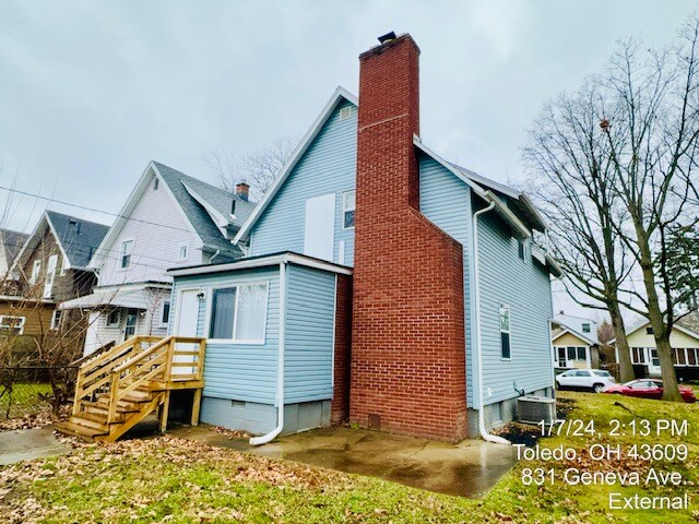 Building Photo - 831 Geneva Ave