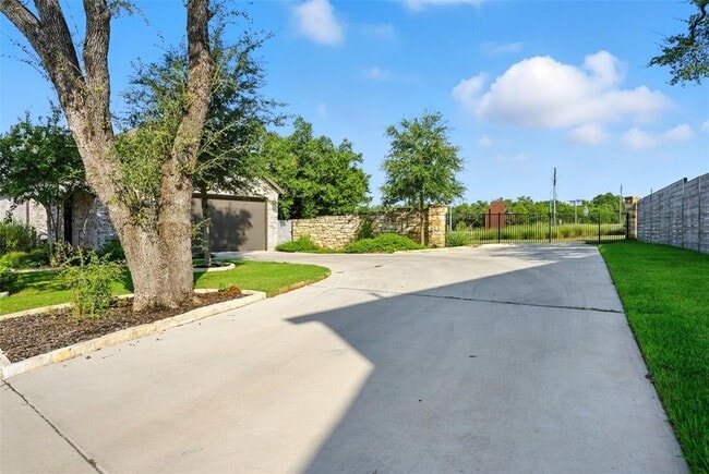 Foto del edificio - 104 Arrowhead Mound Rd