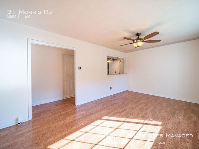 Building Photo - 31 Morris Rd - 3 beds, 1 full bath