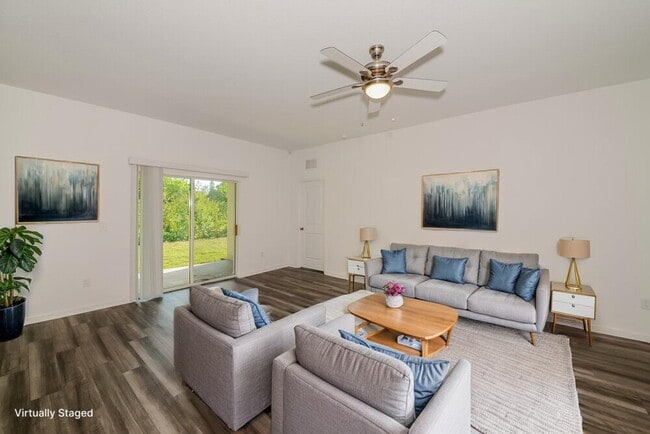Foto del edificio - 996 Ocean Spray Dr