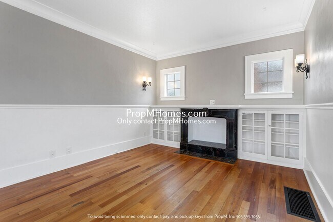 Foto del edificio - Gorgeous Four Bedroom Home in NE Portland!