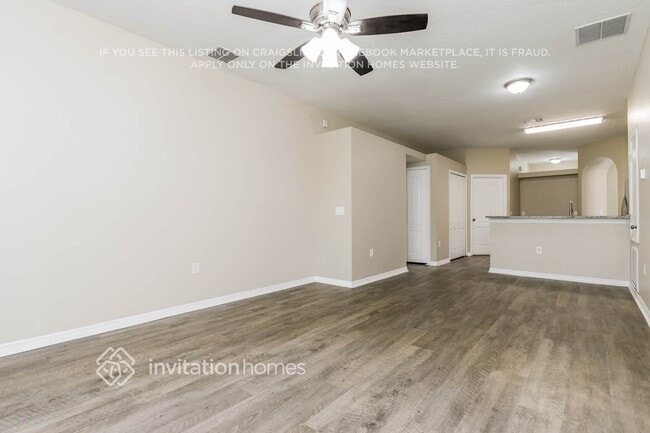 Foto del edificio - 751 Home Grove Dr