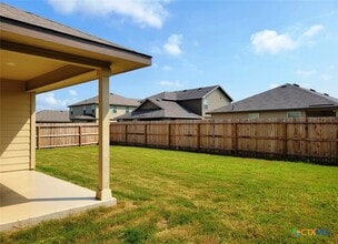 Building Photo - 622 Great Plains