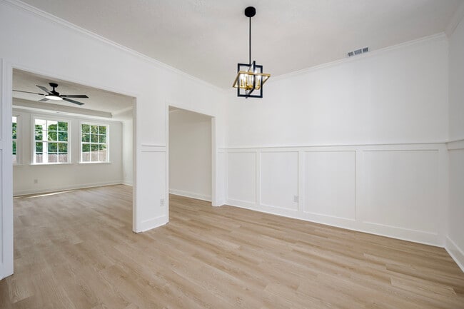 Foto del edificio - 412 Riley Ln