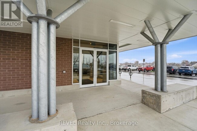 Building Photo - 118 West St