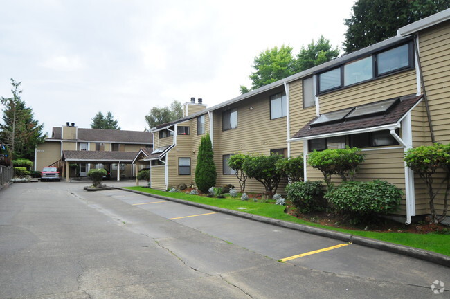 Building Photo - West Terrace Apartments