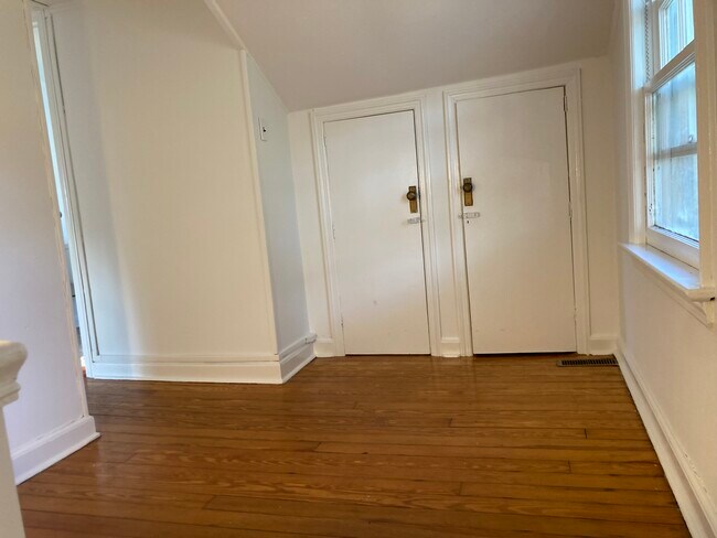 DINING AREA - 1401 B St
