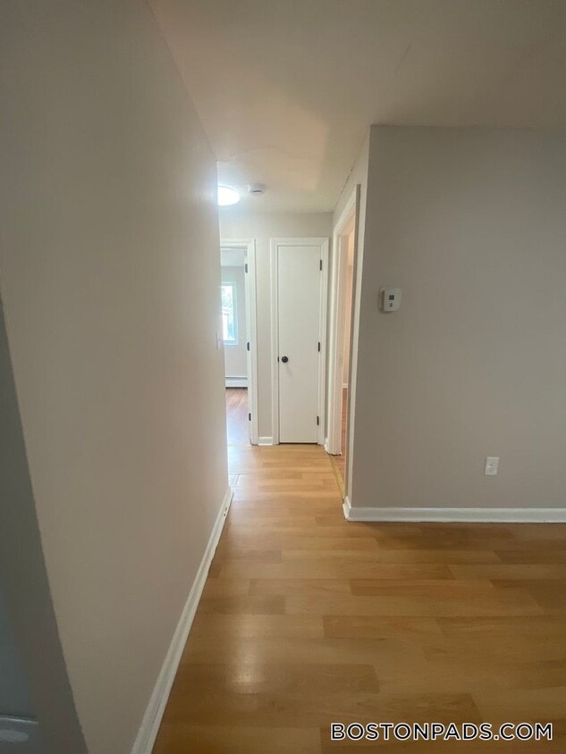 Foto principal - 140 Willard St