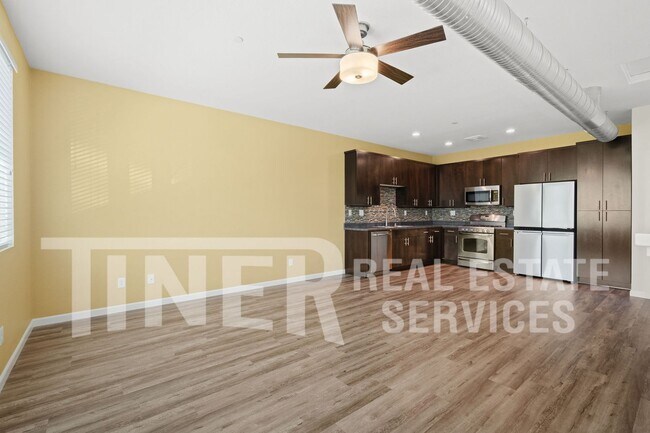 Foto del edificio - 883 Graphite Ln