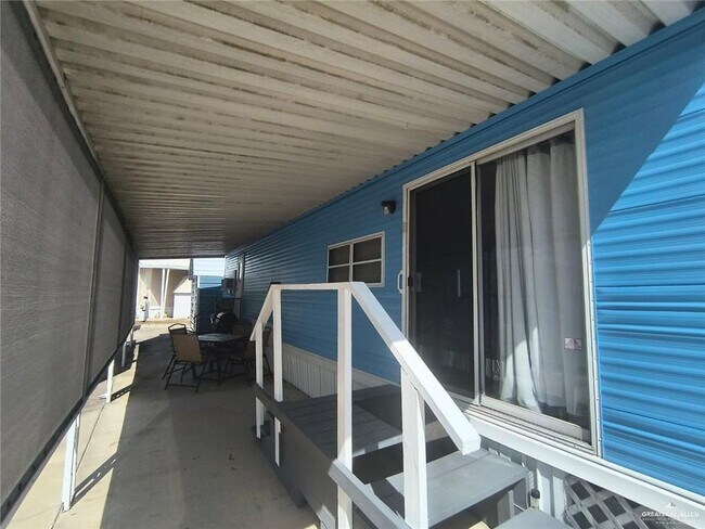 Building Photo - 3751 Dantes Dr