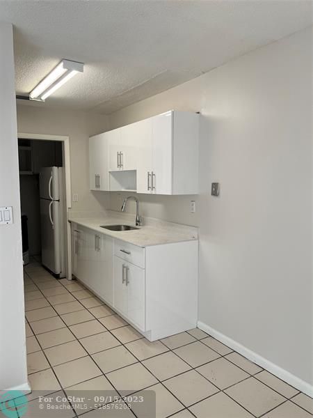 Foto del edificio - 931 SW 16th Pl