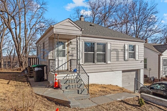 Building Photo - 4019 N 44th St