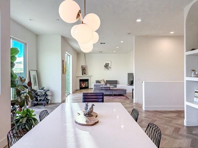 Foto del edificio - 974 Nordica Dr