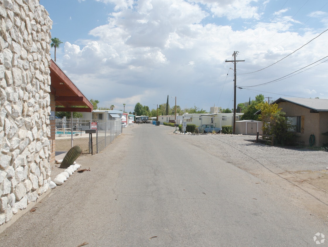 Building Photo - Five Star Mobile Home Park