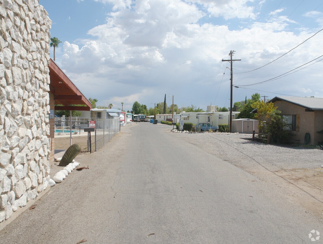 Foto del edificio - Five Star Mobile Home Park