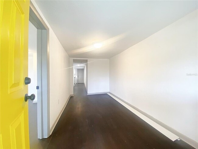 Foto del edificio - 622 Booker Ave