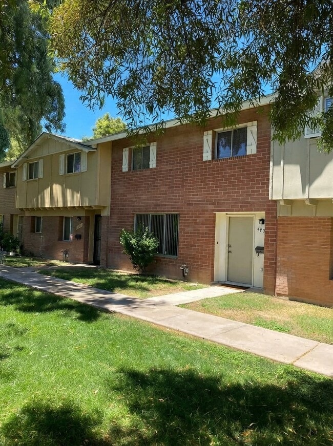 Building Photo - 4809 S Mill Ave
