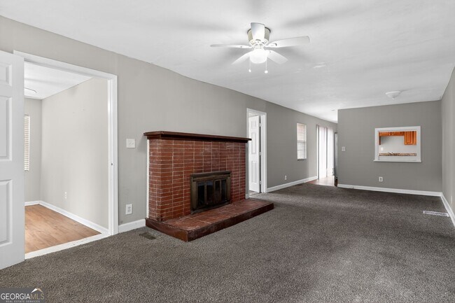 Foto del edificio - 2628 Butner Rd