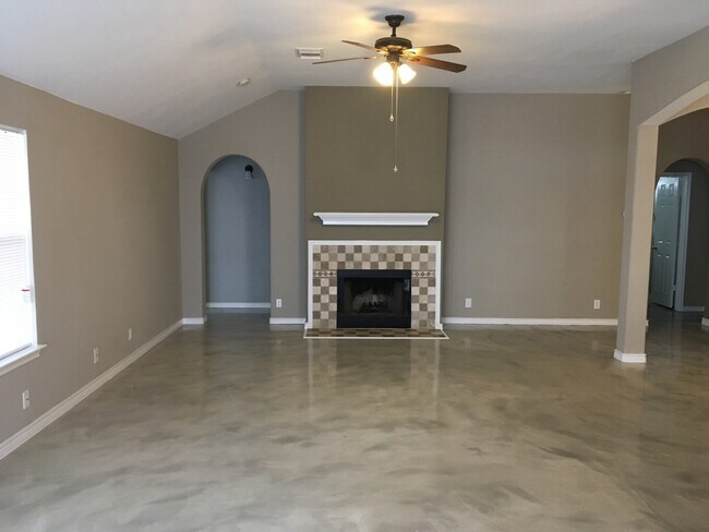 Foto del edificio - Welcome home to 824 Crossbranch!